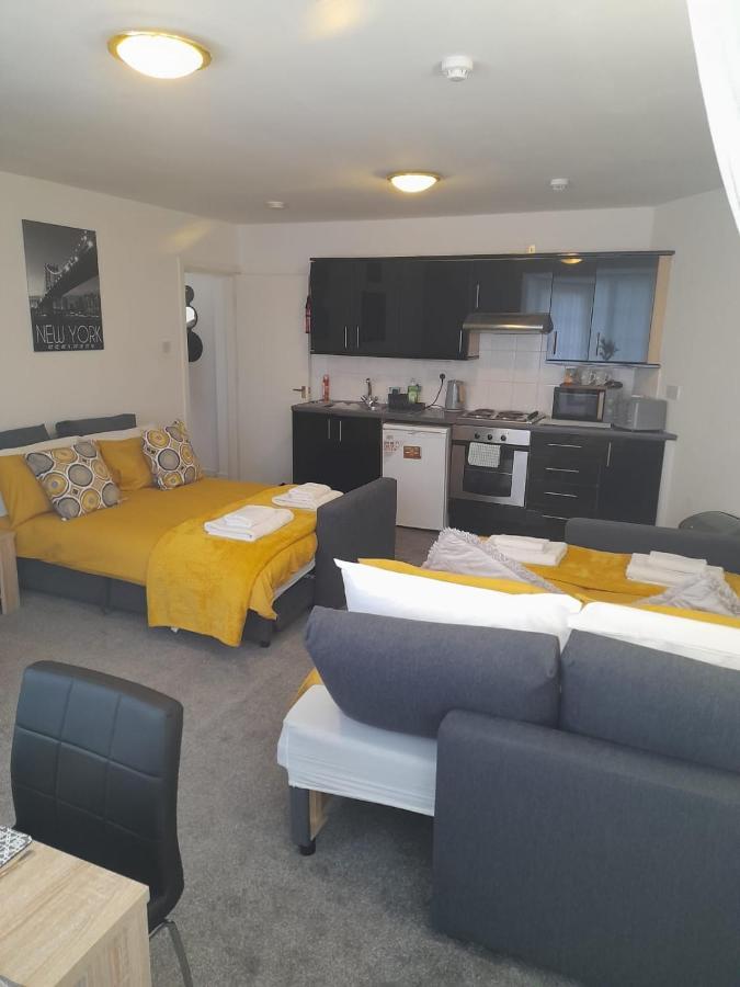Flat 4 Corner House Apartment Doncaster Exterior photo